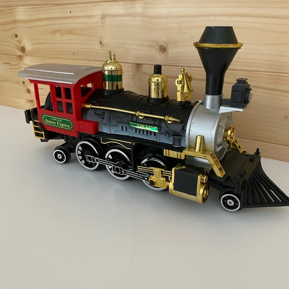 SOLD 1986 New Bright Denver Express Train Locomotive Collectible Train Engine - Picture 2 of 11